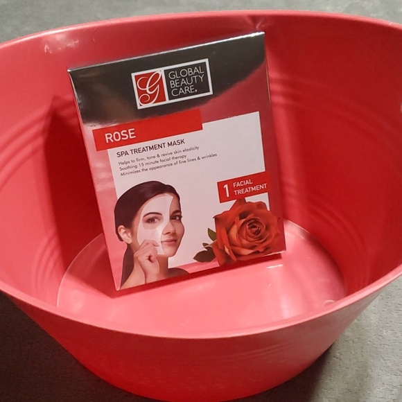 Mystery beauty/bath basket - Picture 3 of 5